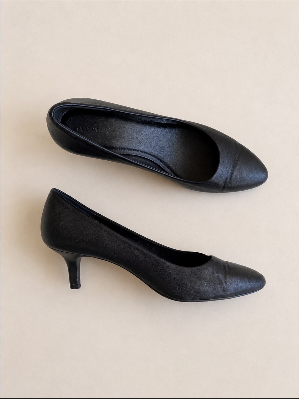 Franco Sarto Rema Black Leather Kitten Heel Pumps Size 7.5 Pointed Toe Luxury